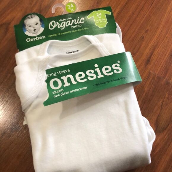 Gerber organic long sleeve onesies white 2 pc 24 m - Picture 1 of 6